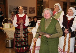 Bibliotekos padėka įteikta ir  S. Voluntienei
