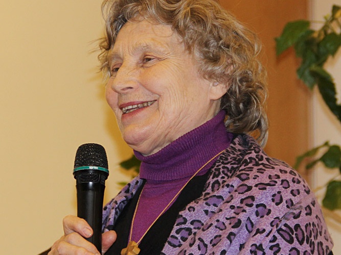 Sesuo Nijolė Sadūnaitė
