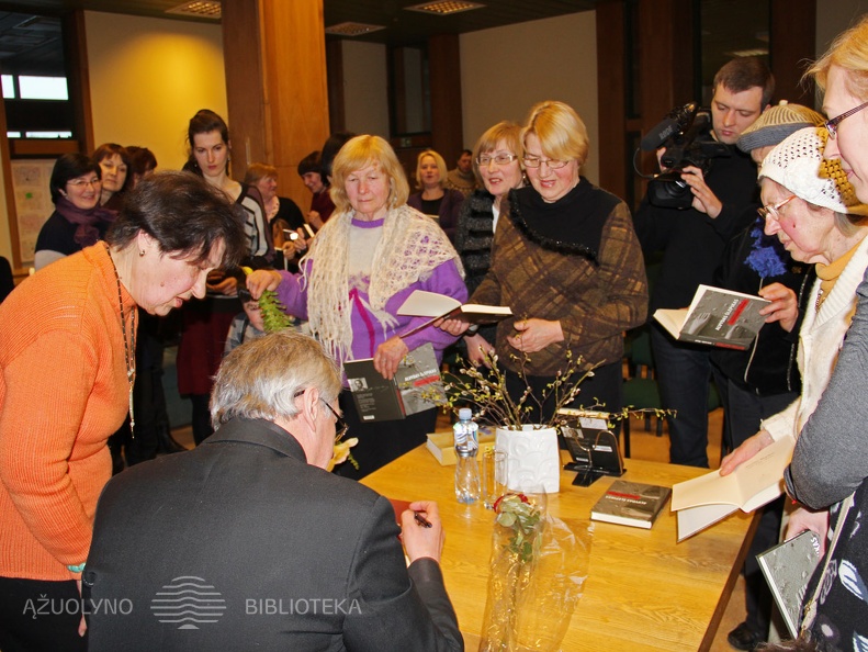 Autografų dalybos