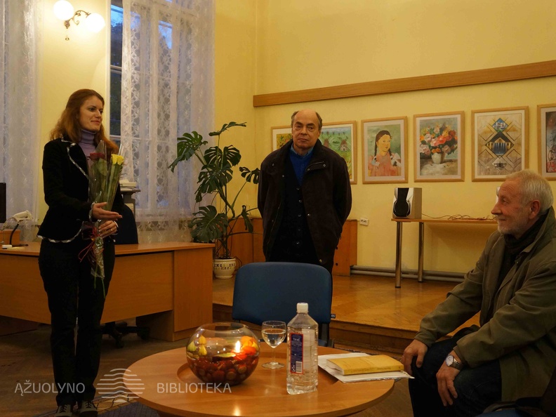 Vakaro svečius sveikino KAVB kultūrinių renginių organizatorė Aistė Megelinskienė