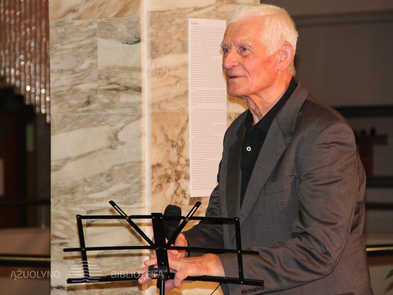 Poetas, rašytojas Robertas Keturakis