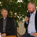 Vysk. L. Virbalas SJ. ir VDU KTF dėstytojas dr. V. Mackela.