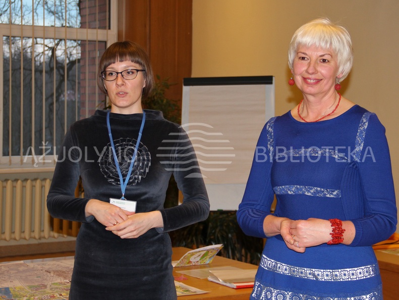 Renginio moderatorė J. Genienė ir M. Bareišienė