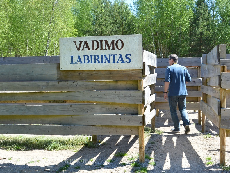 Klaidusis „Vadimo labirintas“ Baltų mitologijos parke