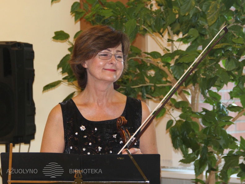Smuikininkė Ilona Klusaitė