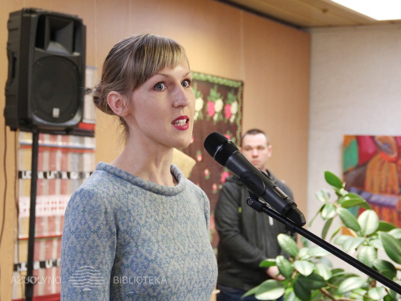 Parodos svečius sveikina KAVB direktorė Edita Urbonavičienė